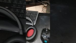 Не работает один динамик