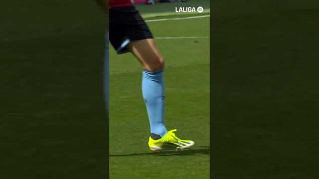 El pase de Iago Aspas 🪄 #LALIGAHighlights