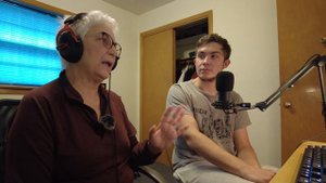 IC3PEAK REACTION - My American Host Mom reacts to IC3PEAK