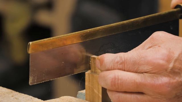 How to Build a Simple Dovetailed Box | Paul Sellers смотреть онлайн