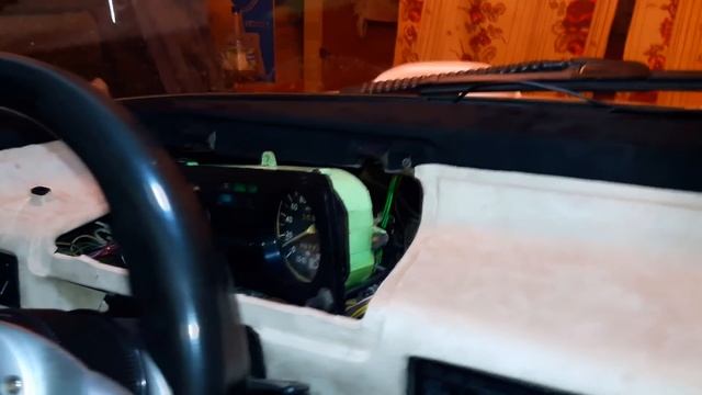 ПЕРЕТЯНУЛИ АЛЬКАНТАРОЙ ЛЮКСОВУЮ ПАНЕЛЬ MOSKVICH 2140 sl
