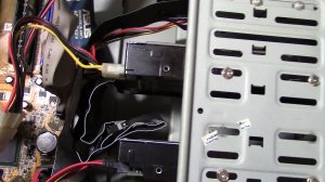 Как подключить жесткий диск. Как установить жесткий диск (винчестер, винт).