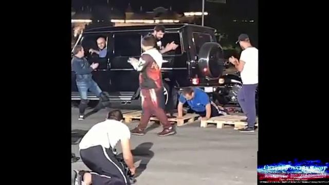 В Грозном переехали силача машиной!!! Рамзан Кадыров. Телепроект Команда. Силовой экстрим шоу. смотреть онлайн