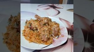 УТКА ТУШЁНАЯ С КАПУСТОЙ ЛУКОМ И РИСОМ. ЭТО БЛЮДО ВАС ПРИЯТНО УДИВИТ.