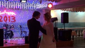 Сегодня в белом танце кружимся..