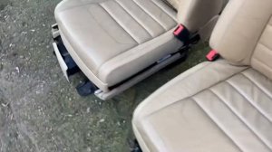 Комплект сидений VW Touareg GP. Бежевые.