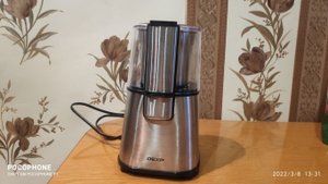Кофемолка электрическая DEXP CG-0400S.