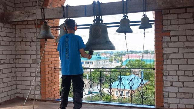 Монастырский колокольный звон. смотреть онлайн