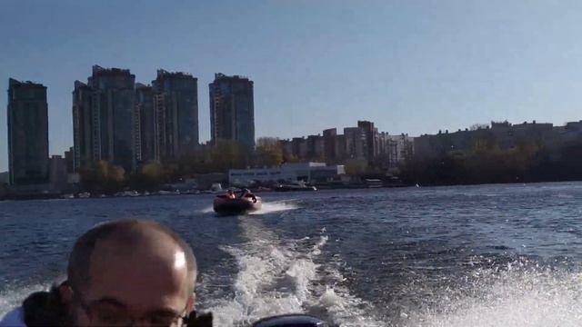 Лодка REEF SKAT 450 Fi(интегрированный фальшборт) смотреть онлайн