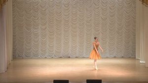 2019г вариация Маленький вальс. Исполняет Даша Иванова 13 лет