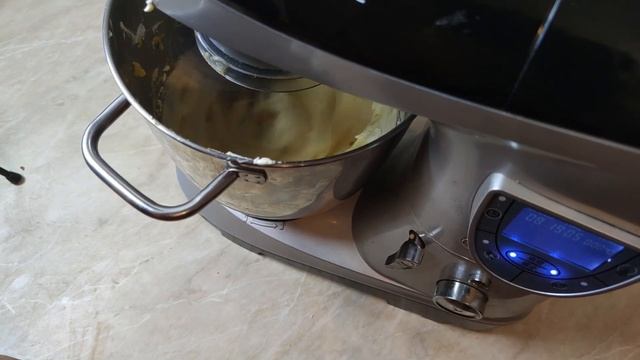 Печенье Американское с кусочками шоколада и орехов. смотреть онлайн