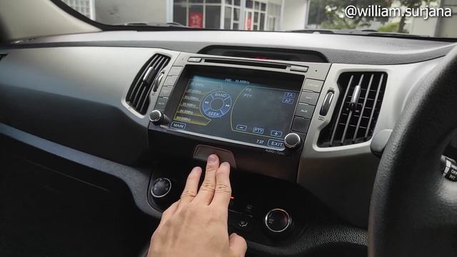 Kia Sportage LX [SL] Facelift Improvement (2014) review - Indonesia смотреть онлайн