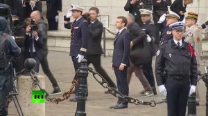Эммануэль Макрон вступил в должность президента Франции