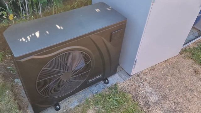 Инверторный Тепловой Насос греет воду. Подогрев воды в каркасном бассейне - экономичный нагреватель смотреть онлайн