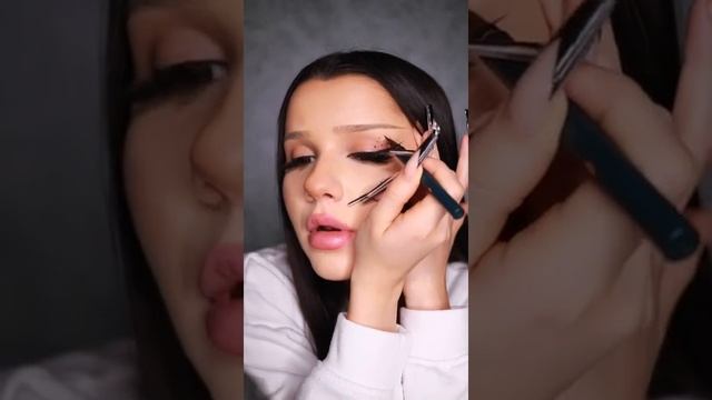 Asmr makeup / Асмр макияж из тик тока??