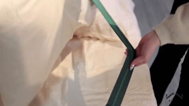 Модель "Кремовэра-комфорт" - кровать с элегантными внутренними полками и оттоманкой смотреть онлайн