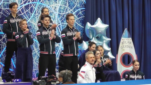 Команда Евгении Медведевой прокат Александра Самарина Кубок Первого Канала по фигурному катанию 202 смотреть онлайн