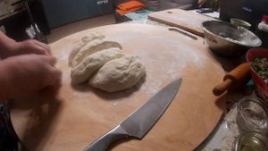 Калачи с мясной начинкой