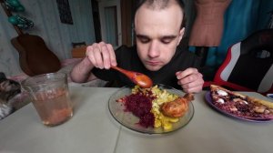 МУКБАНГ МАКАРОНЫ РОЖКИ / КУРИЦА ГРИЛЬ / САЛАТ / ПИЦЦА С ВИШНЕЙ / ОБЖОР / EATING Mukbang / ASMR АСМР