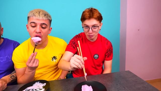 ЛОЖКА ВИЛКА ПАЛОЧКИ ЧЕЛЛЕНДЖ ! смотреть онлайн