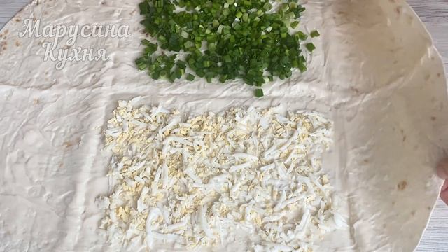 Ленивый пирог из лаваша с зелёным луком и яйцом - всегда убеждаюсь, чем проще - тем вкуснее