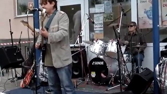 Побег Молодого Бамбука, Бирюльки смотреть онлайн