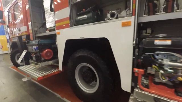 Выставка оружие и безопасность - 2018. Часть - 1 смотреть онлайн