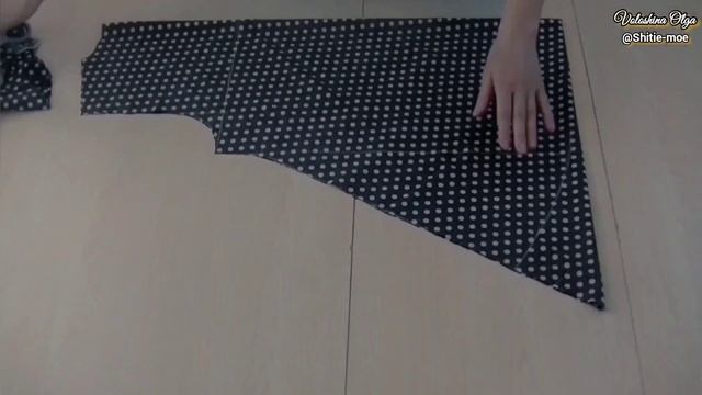 Как сшить интересную блузку-тунику на любую фигуру? Крой на ткани. Крой по косой. Блузка в горох. смотреть онлайн