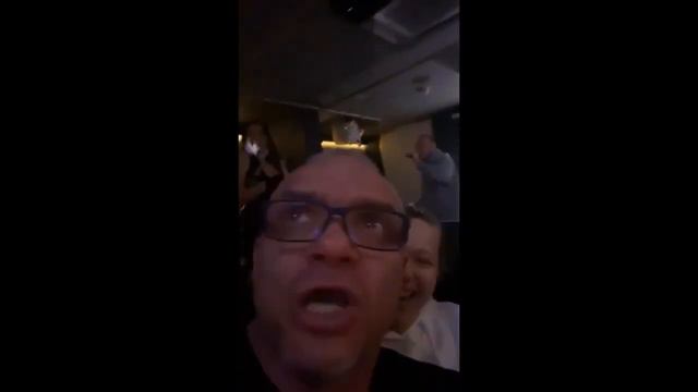 А он тебя целует смотреть онлайн