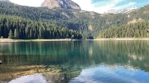 Black Lake.  Crno jezero