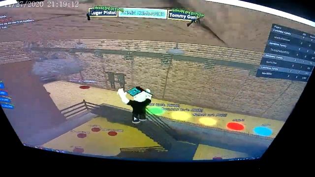 пытаемся достроить свою мафиозную базу в игре Roblox Mafia Tycoon смотреть онлайн