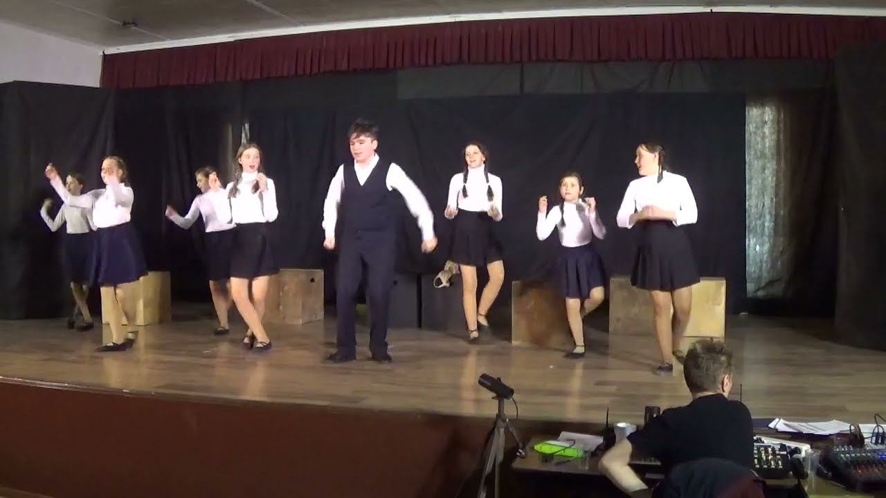 Спектакль "ЛЮБОВЬ-МОРКОВЬ" (По произведениям А.Барто) смотреть онлайн