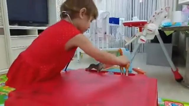 Сказка про волка, жирафа и мышку, Даше 2 года и 9 месяцев. смотреть онлайн