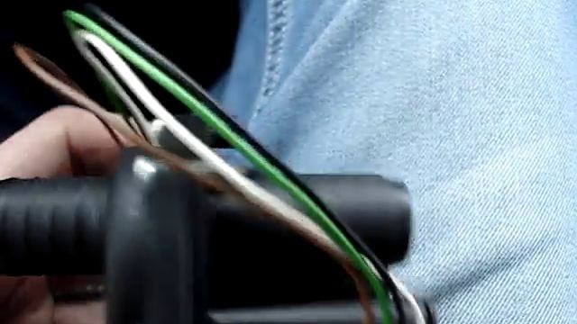 На Mercedes ставят электрокран от Газели!