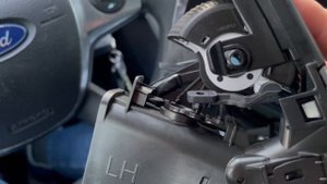 Работа тяги заслонки воздуховода Ford Focus III