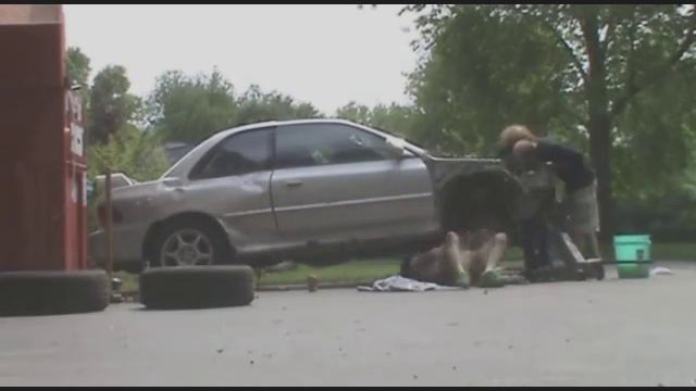 Taking an engine and trans out of a wrecked Subaru Impreza 2.5RS Time Lapse смотреть онлайн