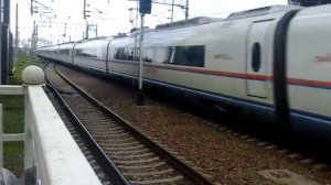 Сапсан проходит станцию Тосно.