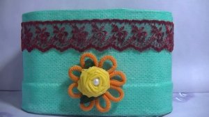 2 Поделки из пластиковых канистр  .Декор канистр кухонным полотенцем, фоамираном и пряжей .