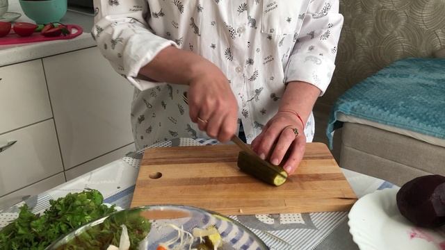 Винегрет с фасолью на ужин.