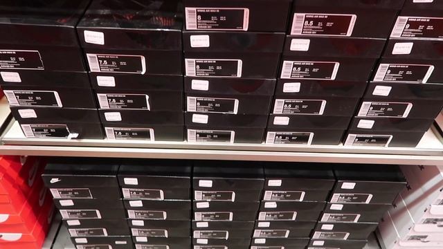 30% OFF NIKE OUTLET SALE THIS WEEKEND! смотреть онлайн