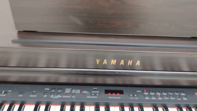 Yamaha Clavinova CLP-430 digital piano in rosewood stock number 23418 смотреть онлайн