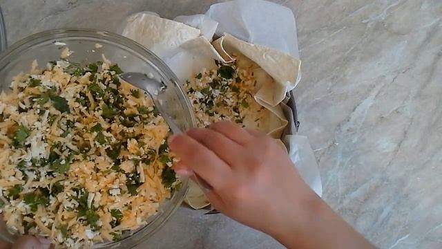 Пирог из лаваша с сыром и зеленью смотреть онлайн