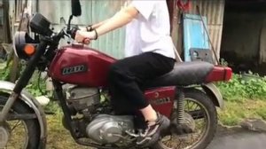 ДЕВУШКА запускает ИЖ ПЛАНЕТА 5 #иж #ижюпитер5 #sssr #восход #ижпланета5 #ижпланета