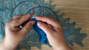 #вязание_шали_палантины_косынки Закрываем косынку зубчиками