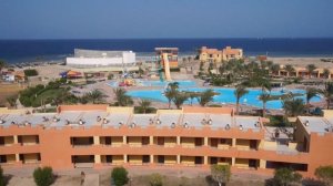 Территория отеля Malikia Resort и бухта Abu Dabbab, Марса Алам