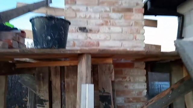 Камин из старого кирпича, почти готов!), 11.2021г. смотреть онлайн