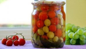 Маринованные Помидоры с Виноградом Рецепт на Зиму
