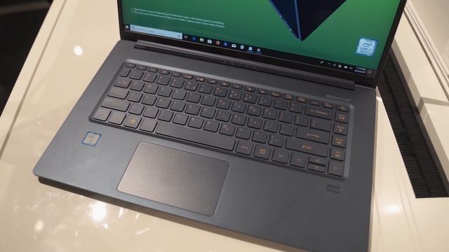 Acer Swift 5 hands-on: The world's lightest 15-inch laptop смотреть онлайн