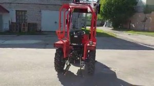 Минитрактор Уралец с фронтальным погрузчиком