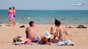А на море белый песок, дует теплый ветер в лицо...